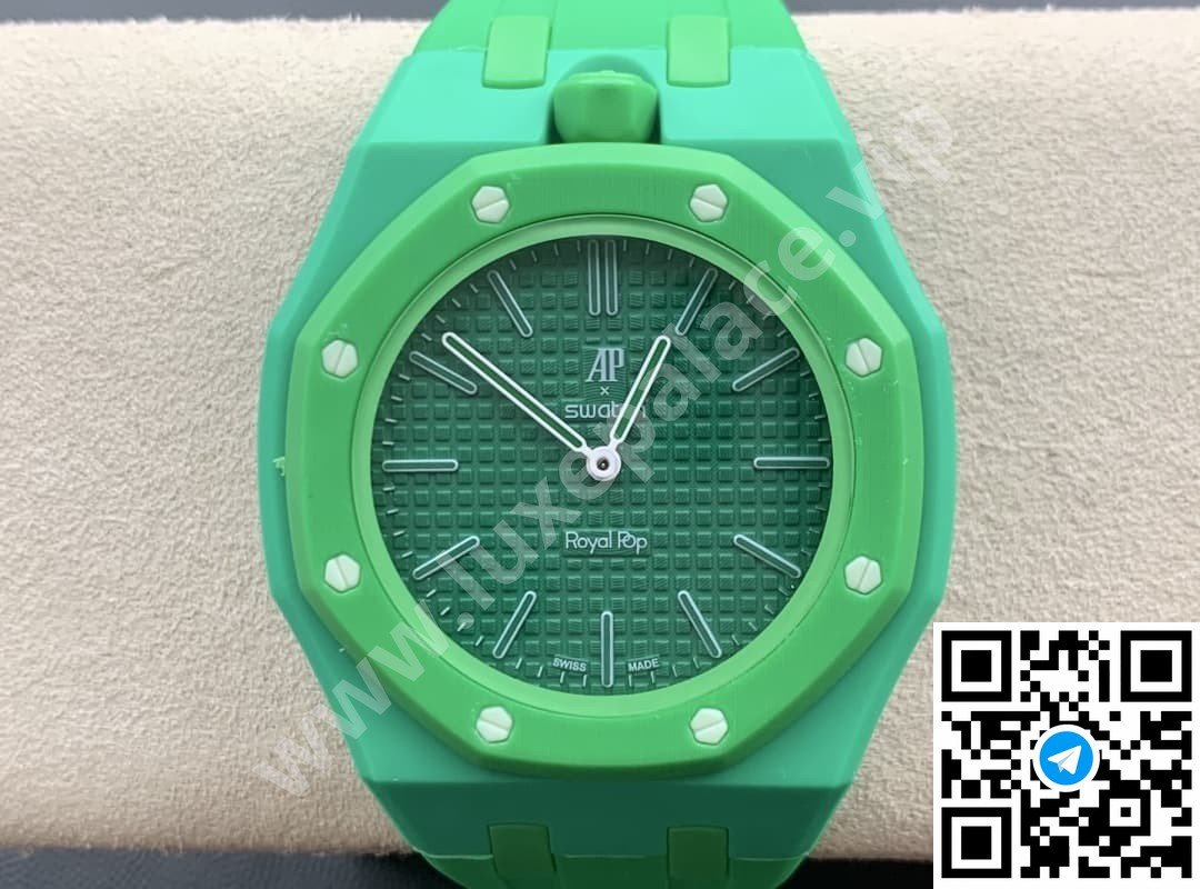 Audemars Piguet AP x Swatch “Green Eight” Bioceramic Inc. Extra Rubber Strap 40mm Ref. SSX03G100N
