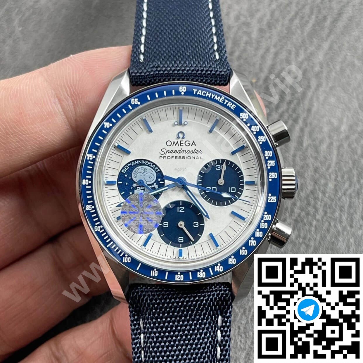Omega Speedmaster “Snoopy” Stainless Steel 42mm Inc. Extra Nylon Strap Ref. 310.32.42.50.02.001