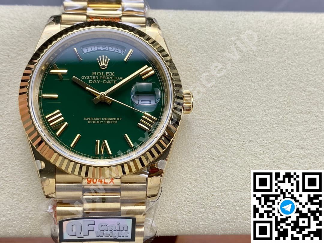 Rolex Day-Date 40mm Green Dial Yellow Gold Ref. 228238